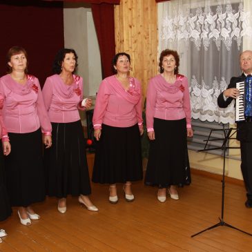 Kražių M. K. Sarbievijaus kultūros centro meno kolektyvų koncertas Joanų atlaiduose Pašilėje
