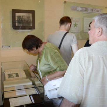 Septintasis Kražių festivalis su VU bibliotekos rankraščių paroda, skirta Maironio 150 metų jubiliejui paminėti